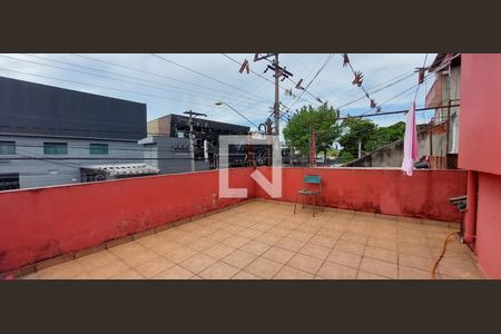 Casa à venda com 110m², 3 quartos e 1 vaga Casa à venda com 110m², 3 quartos e 1 vagaQuintal