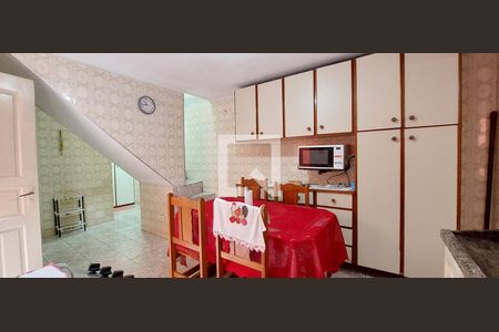 Casa à venda com 110m², 3 quartos e 1 vaga Casa à venda com 110m², 3 quartos e 1 vagaCozinha