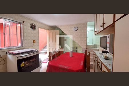 Casa à venda com 110m², 3 quartos e 1 vaga Casa à venda com 110m², 3 quartos e 1 vagaCozinha