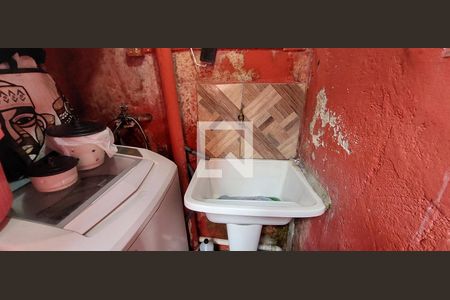 Casa à venda com 110m², 3 quartos e 1 vaga Casa à venda com 110m², 3 quartos e 1 vagaÁrea de Serviço