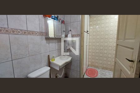 Casa à venda com 110m², 3 quartos e 1 vaga Casa à venda com 110m², 3 quartos e 1 vagaBanheiro 2