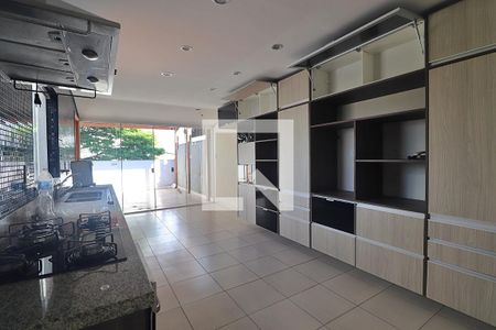 Apartamento à venda com 105m², 2 quartos e 1 vagaCozinha