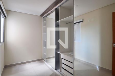 Apartamento à venda com 105m², 2 quartos e 1 vagaQuarto 2