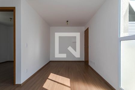 Sala de apartamento para alugar com 2 quartos, 40m² em Vila Sao Paulo, Mogi das Cruzes