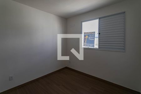 Plaquinha - Quarto 1 de apartamento para alugar com 2 quartos, 40m² em Vila Sao Paulo, Mogi das Cruzes