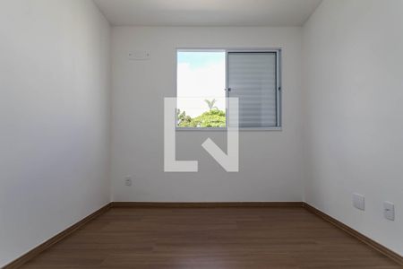 Quarto 1 de apartamento para alugar com 2 quartos, 40m² em Vila Sao Paulo, Mogi das Cruzes