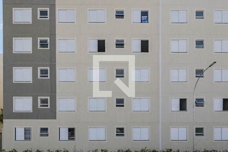 Plaquinha - Quarto 1 de apartamento para alugar com 2 quartos, 40m² em Vila Sao Paulo, Mogi das Cruzes