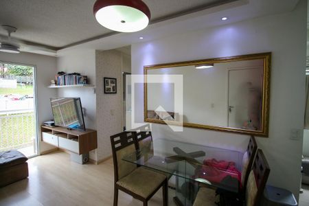 Sala de apartamento para alugar com 2 quartos, 48m² em Colônia (zona Leste), São Paulo