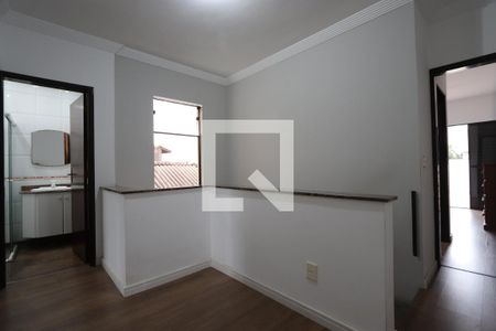 Casa à venda com 200m², 3 quartos e 4 vagasHall