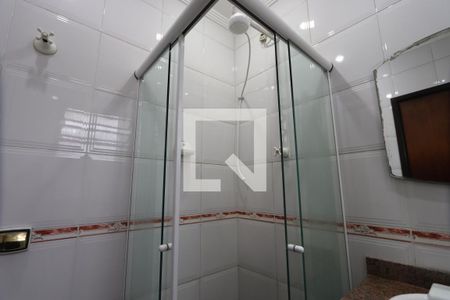 Casa à venda com 200m², 3 quartos e 4 vagasBanheiro