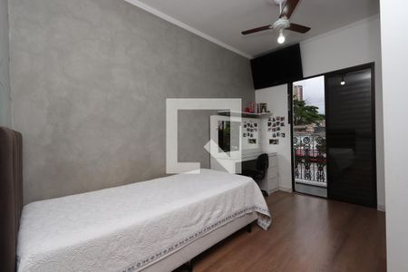 Casa à venda com 200m², 3 quartos e 4 vagasQuarto 2