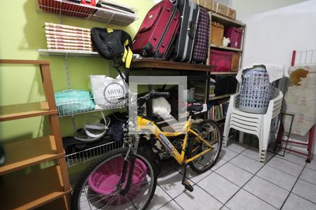 Casa à venda com 200m², 3 quartos e 4 vagasQuarto de Serviço