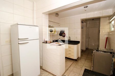 Cozinha de apartamento à venda com 3 quartos, 99m² em Lourdes, Belo Horizonte