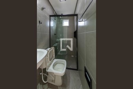 Banheiro de casa para alugar com 1 quarto, 40m² em Vila Ema, São Paulo