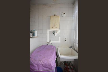 Apartamento para alugar com 60m², 3 quartos e 1 vagaÁrea de Serviço