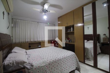 Apartamento à venda com 171m², 3 quartos e 2 vagasSuíte 2