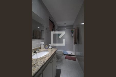 Apartamento à venda com 171m², 3 quartos e 2 vagasBanheiro da Suíte 2