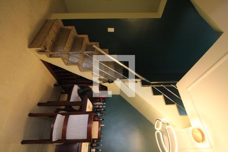 Apartamento à venda com 171m², 3 quartos e 2 vagasEscada