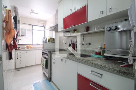 Apartamento à venda com 171m², 3 quartos e 2 vagasCozinha e Área de Serviço