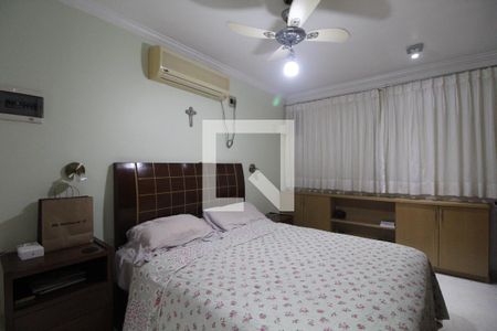 Apartamento à venda com 171m², 3 quartos e 2 vagasSuíte 2