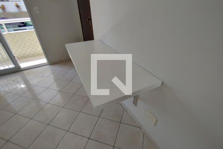 Sala de apartamento para alugar com 2 quartos, 99m² em Ocian, Praia Grande