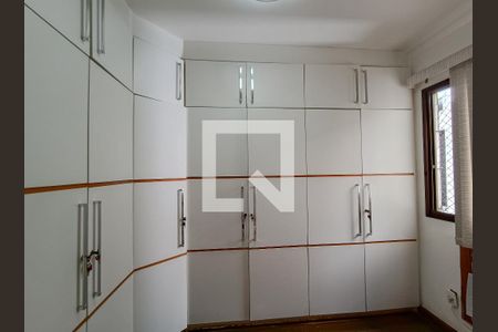 Apartamento à venda com 190m², 3 quartos e 2 vagasQuarto 2
