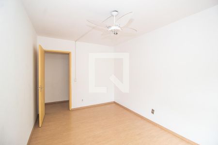 Apartamento à venda com 97m², 3 quartos e 1 vagaQuarto 2