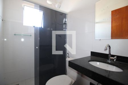 Apartamento para alugar com 60m², 2 quartos e sem vagaBanheiro