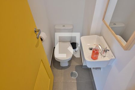 Casa à venda com 190m², 3 quartos e 2 vagas Casa à venda com 190m², 3 quartos e 2 vagasLavabo Serviço