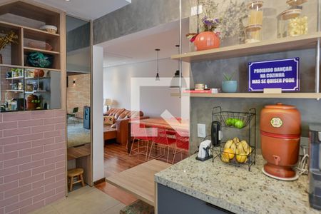 Casa à venda com 190m², 3 quartos e 2 vagas Casa à venda com 190m², 3 quartos e 2 vagasCozinha