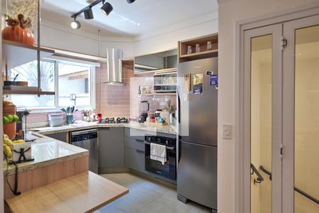 Casa à venda com 190m², 3 quartos e 2 vagas Casa à venda com 190m², 3 quartos e 2 vagasCozinha