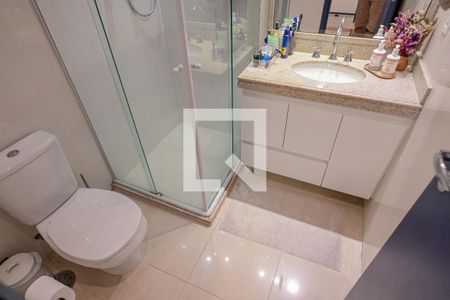 Casa à venda com 190m², 3 quartos e 2 vagas Casa à venda com 190m², 3 quartos e 2 vagasBanheiro Social