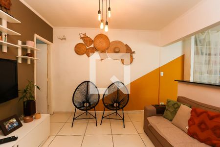 Sala  de casa à venda com 2 quartos, 122m² em Parque Pinheiros, Taboão da Serra