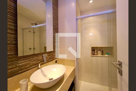 Apartamento para alugar com 90m², 2 quartos e 1 vagaBanheiro social