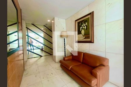 Apartamento para alugar com 90m², 2 quartos e 1 vagaPortaria