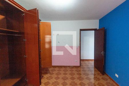 Quarto 1 de casa para alugar com 4 quartos, 130m² em Vila Marieta, São Paulo