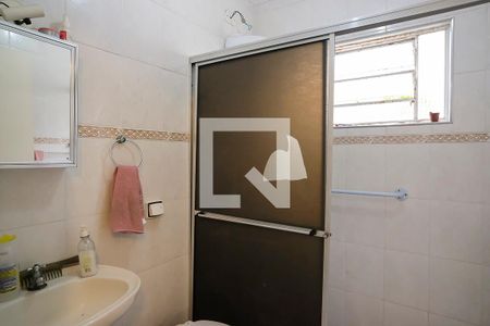 Casa à venda com 150m², 3 quartos e 6 vagasBanheiro 