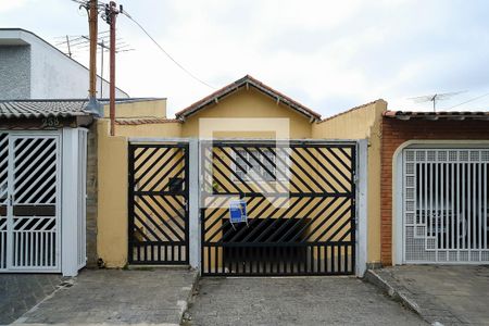 Casa à venda com 150m², 3 quartos e 6 vagasFachada 
