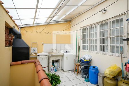 Casa à venda com 150m², 3 quartos e 6 vagasÁrea de Serviço
