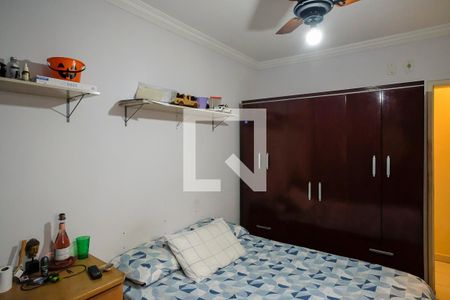 Casa à venda com 150m², 3 quartos e 6 vagasQuarto