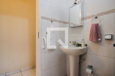 Casa à venda com 150m², 3 quartos e 6 vagasBanheiro 
