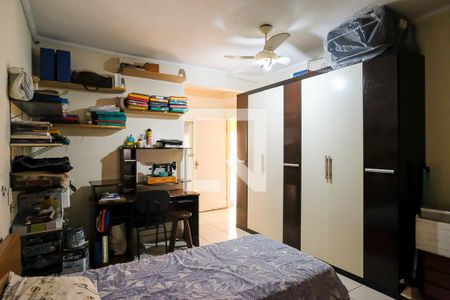 Casa à venda com 150m², 3 quartos e 6 vagasSuíte 2