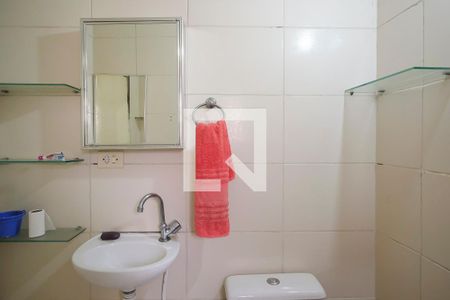 Casa à venda com 150m², 3 quartos e 6 vagasBanheiro Suíte 2