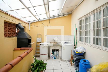 Casa à venda com 150m², 3 quartos e 6 vagasÁrea de Serviço