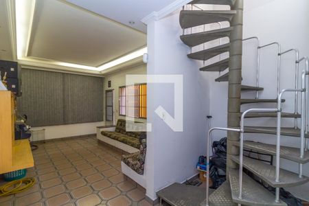 Sala de casa à venda com 3 quartos, 225m² em Quinta da Paineira, São Paulo