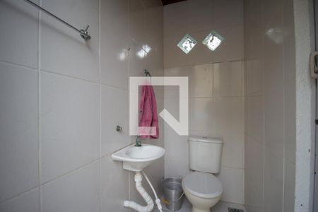 Casa de condomínio para alugar com 284m², 5 quartos e 3 vagas Casa de condomínio para alugar com 284m², 5 quartos e 3 vagasLavabo da Piscina