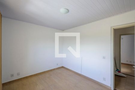 Suíte de casa de condomínio para alugar com 2 quartos, 99m² em Campo Novo, Porto Alegre