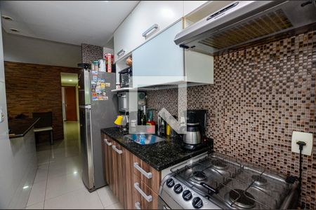Apartamento à venda com 140m², 2 quartos e 2 vagas Apartamento à venda com 140m², 2 quartos e 2 vagasCozinha