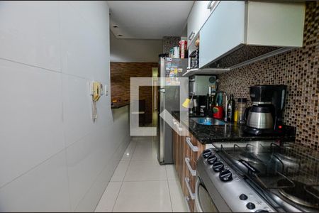 Apartamento à venda com 140m², 2 quartos e 2 vagas Apartamento à venda com 140m², 2 quartos e 2 vagasCozinha