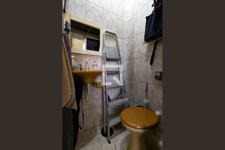 Apartamento à venda com 67m², 2 quartos e sem vagaBanheiro de serviço 